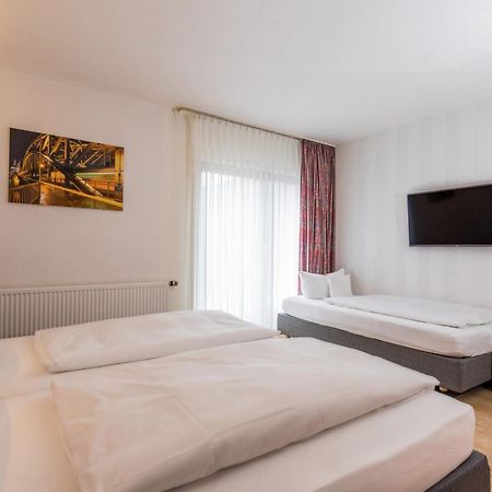 Hotel Hansen Bergisch Gladbach Buitenkant foto