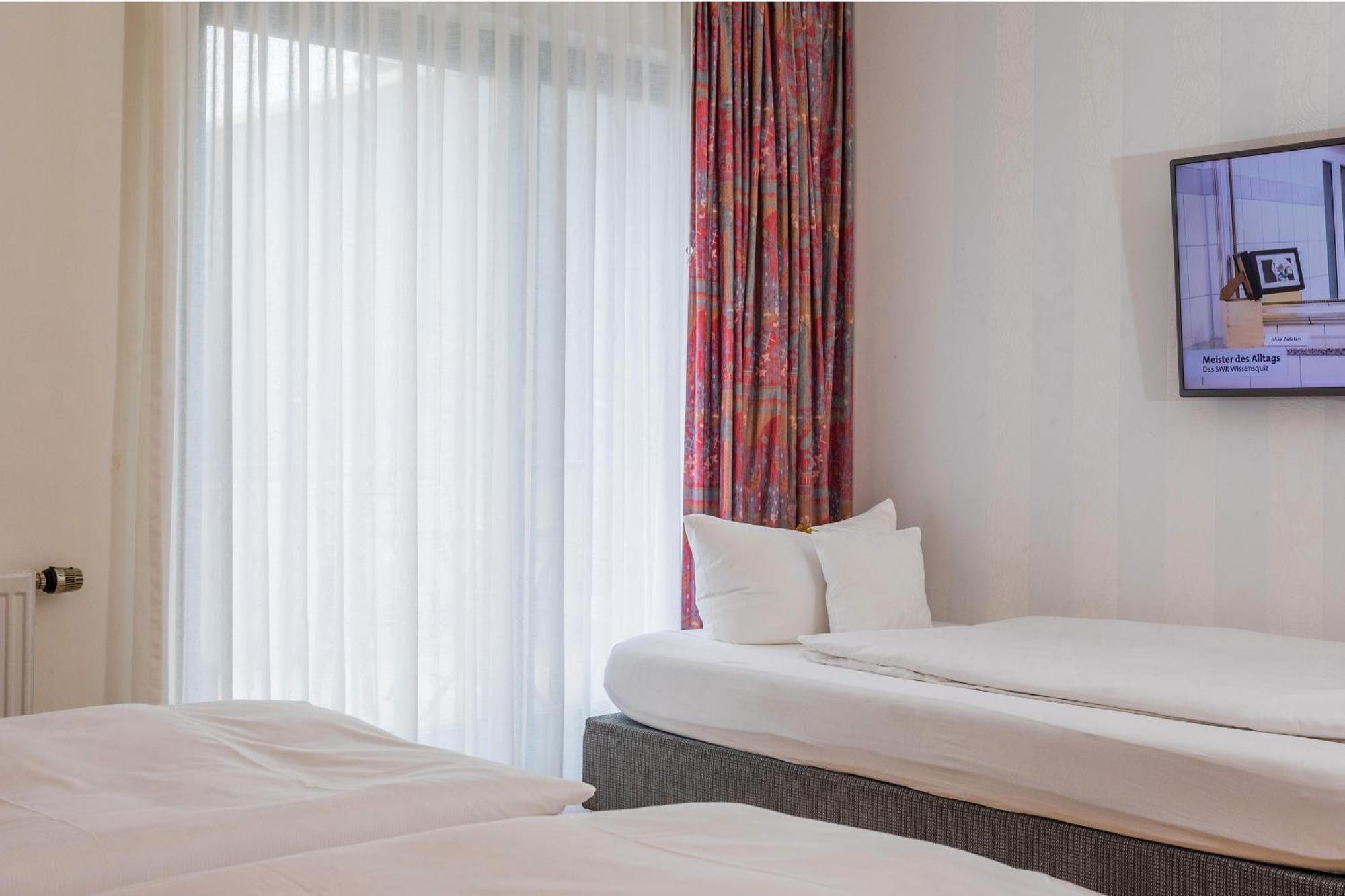 Hotel Hansen Bergisch Gladbach Buitenkant foto